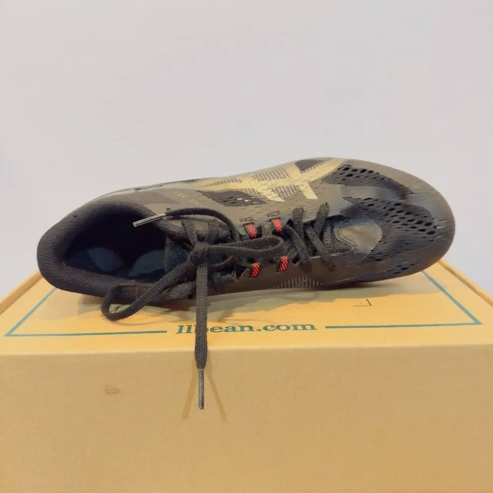 Asics hit track
